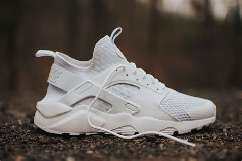 fake nike huaraches triple white|huarache run ultra triple black.